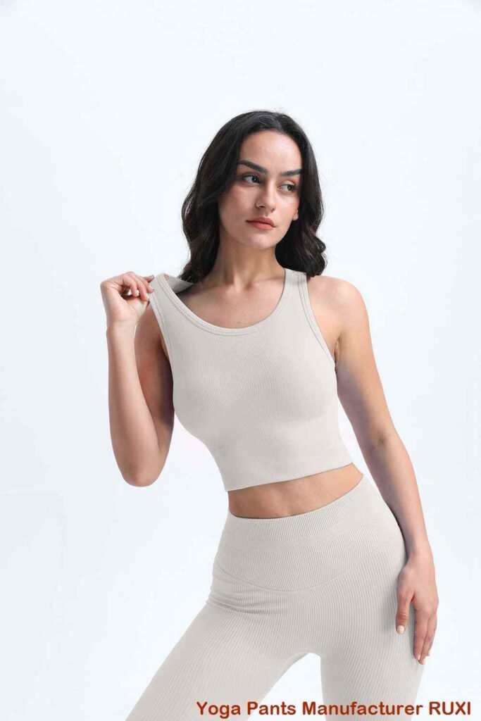 celana pendek yoga katun wanita