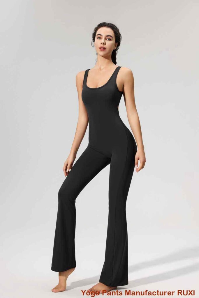 tank top yoga dengan bra bawaan
