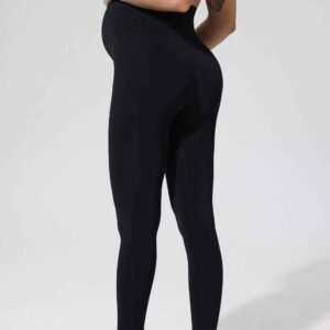 celana yoga capri berkaki lebar