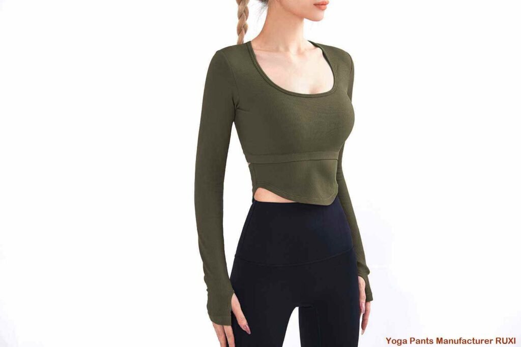 celana pendek yoga ketat pria